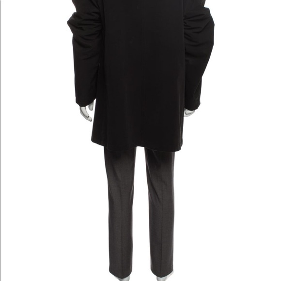 Barney's New York
Parka
Size: XXL - Picture 2 of 4